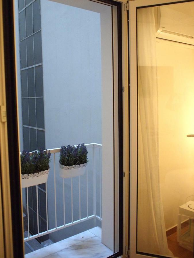 Charming Studio Posh Quartier Афины Экстерьер фото