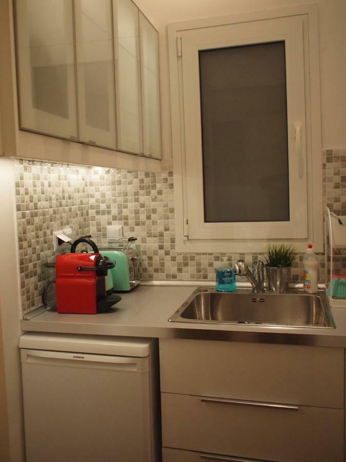 Charming Studio Posh Quartier Афины Экстерьер фото