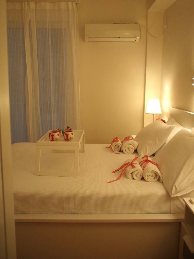 Charming Studio Posh Quartier Афины Экстерьер фото